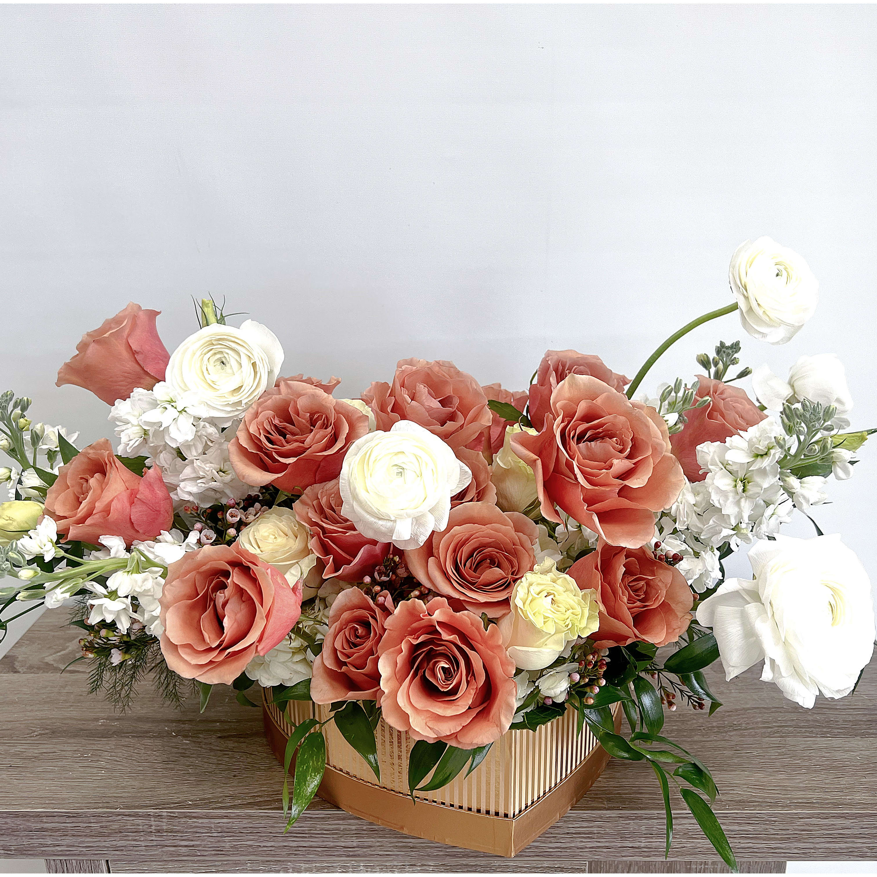 Florist 85017 | 85017 Flower Delivery by Elite Flowers & Gifts Florist