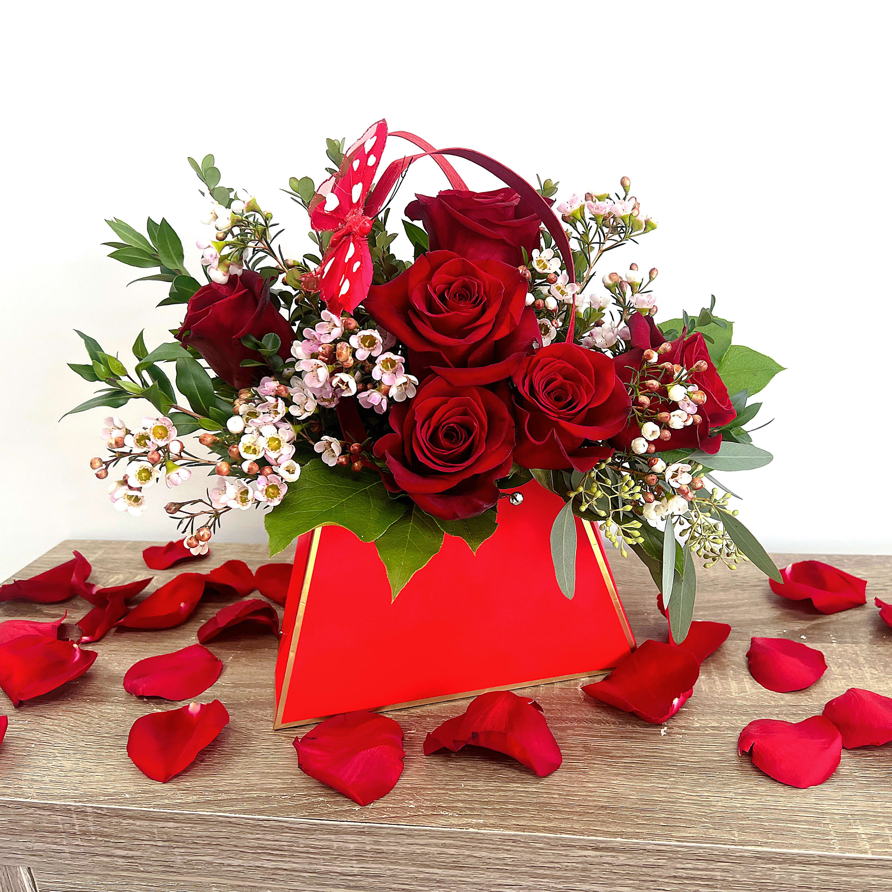Valentine's Purse By Elite Flower Delivery Glendale AZ Elite Flowers
