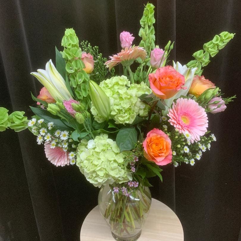 TCG's Jayden Skye Flower Delivery Geneva IL Town & Country Gardens
