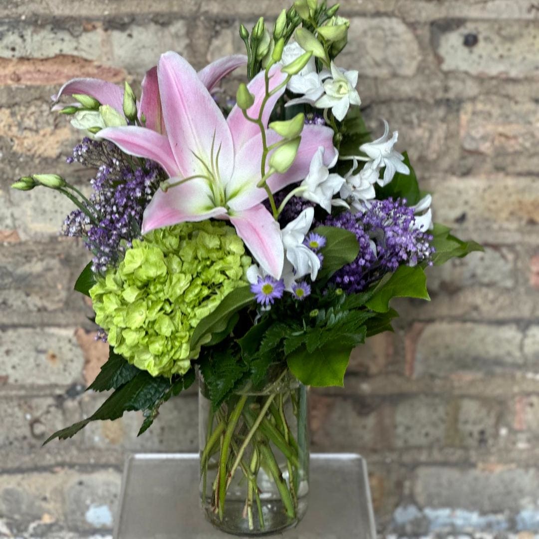 TCG's Stargazing Blooms Flower Delivery Geneva IL Town & Country Gardens