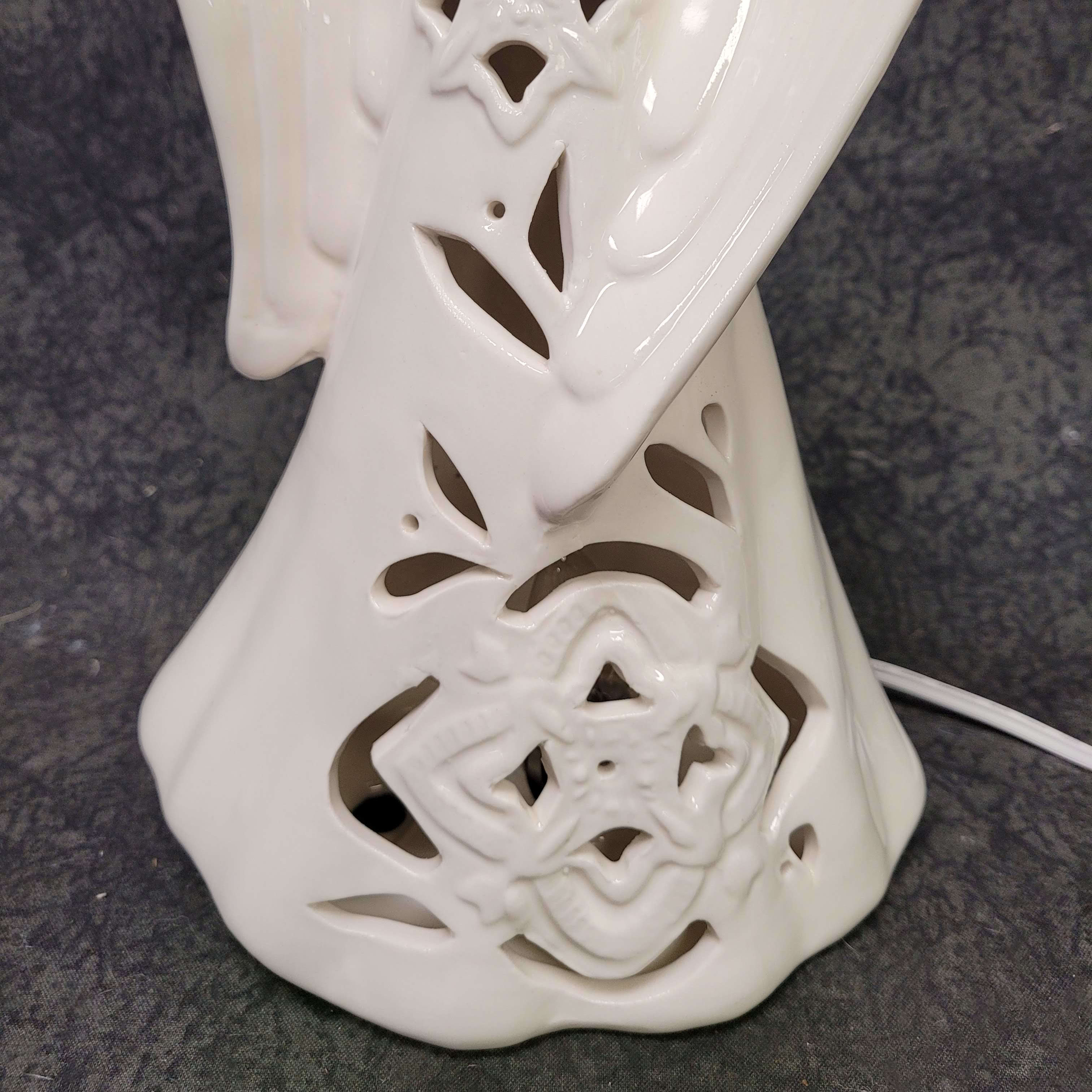 11157 - Angel Light Figurine Flower Delivery Shawnee KS - Russell