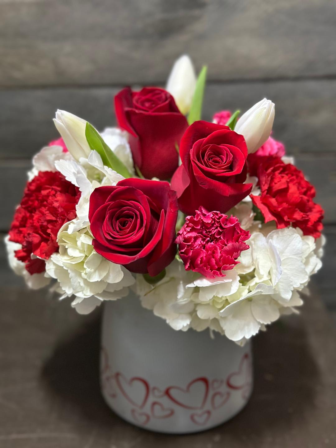 Florist 60194 | 60194 Flower Delivery by Blooming Flowers Florist