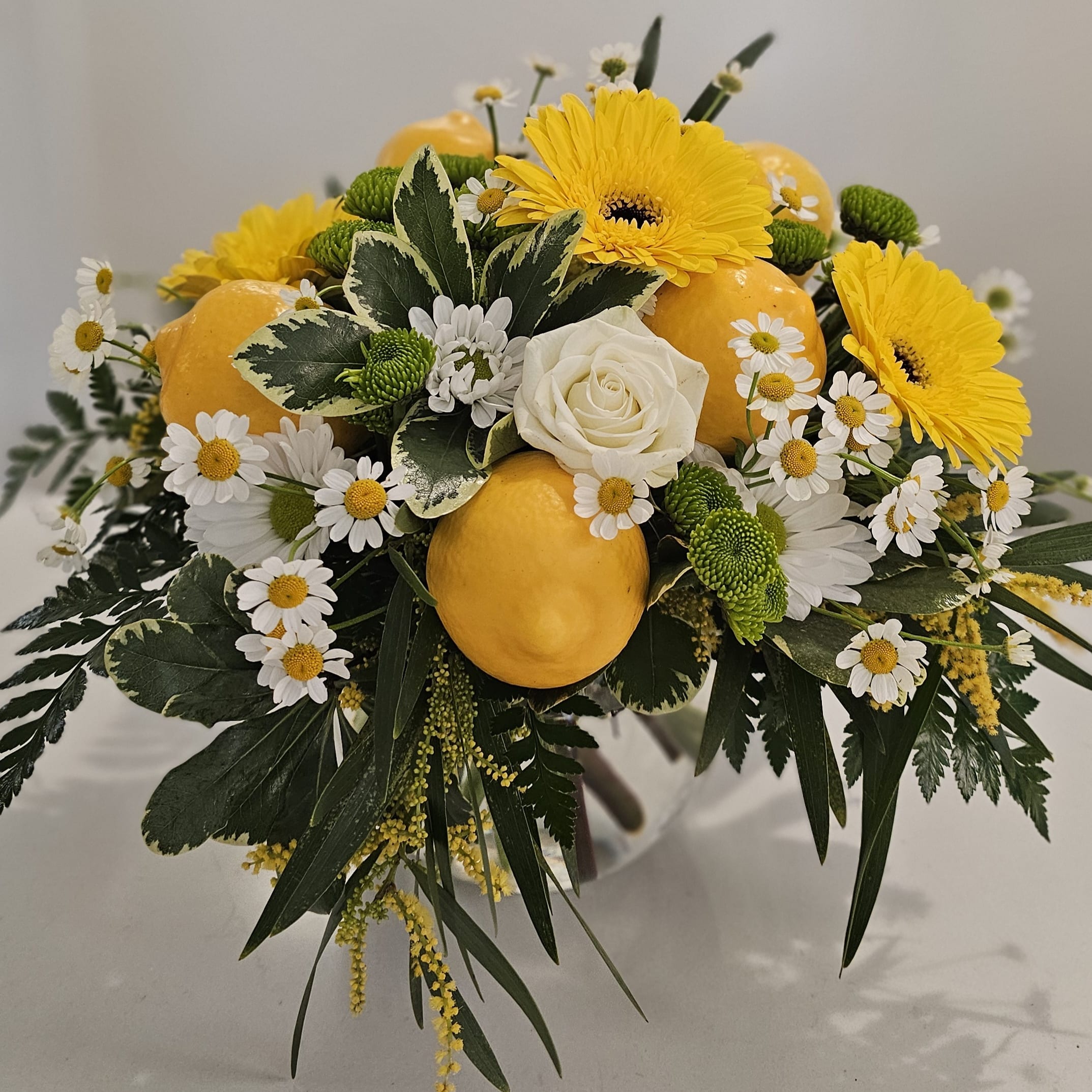 Laurie's Lemons Flower Delivery Ridgefield WA - Ridgefield Floral