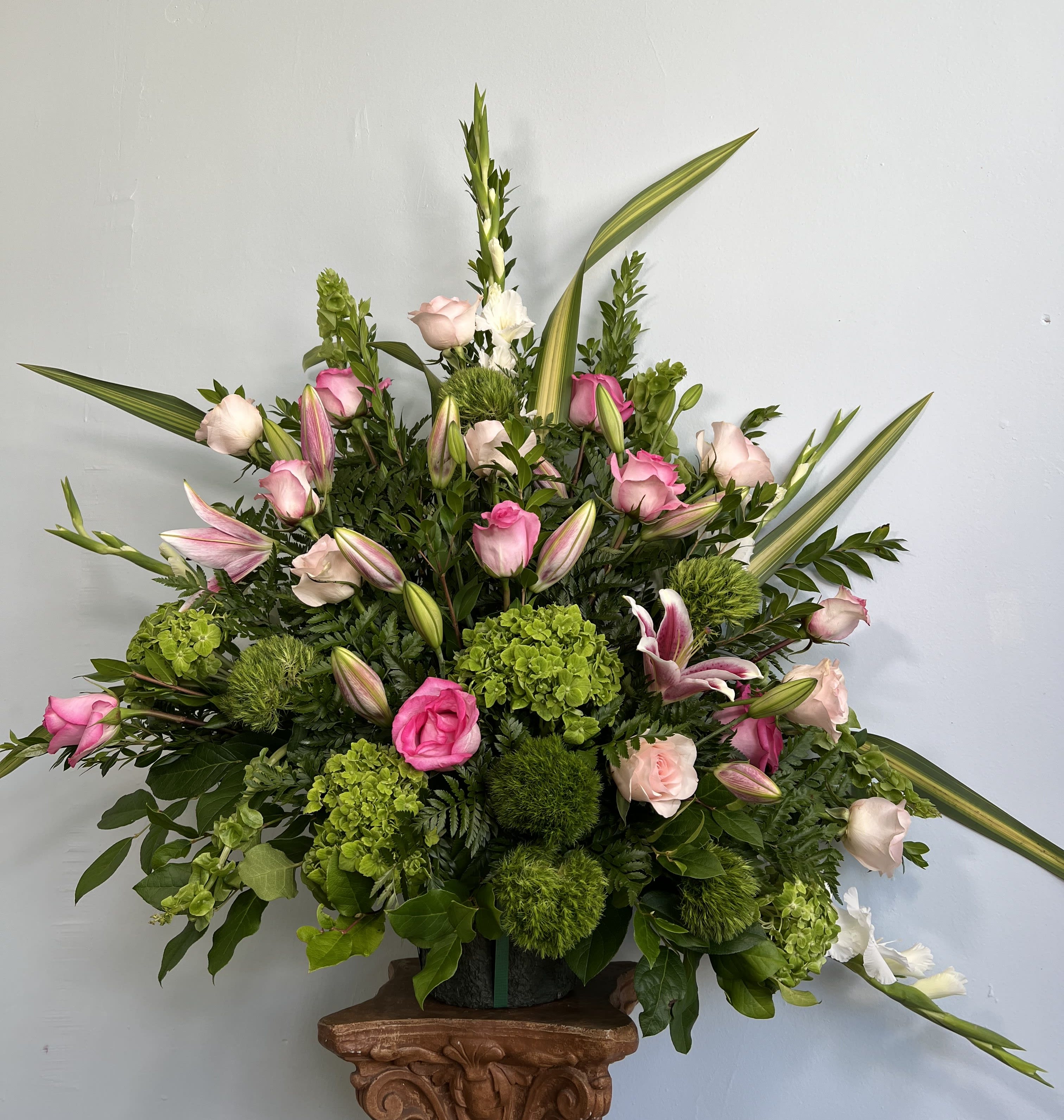 Flower Delivery to Chinese Cemetery Association Funeral Home, San