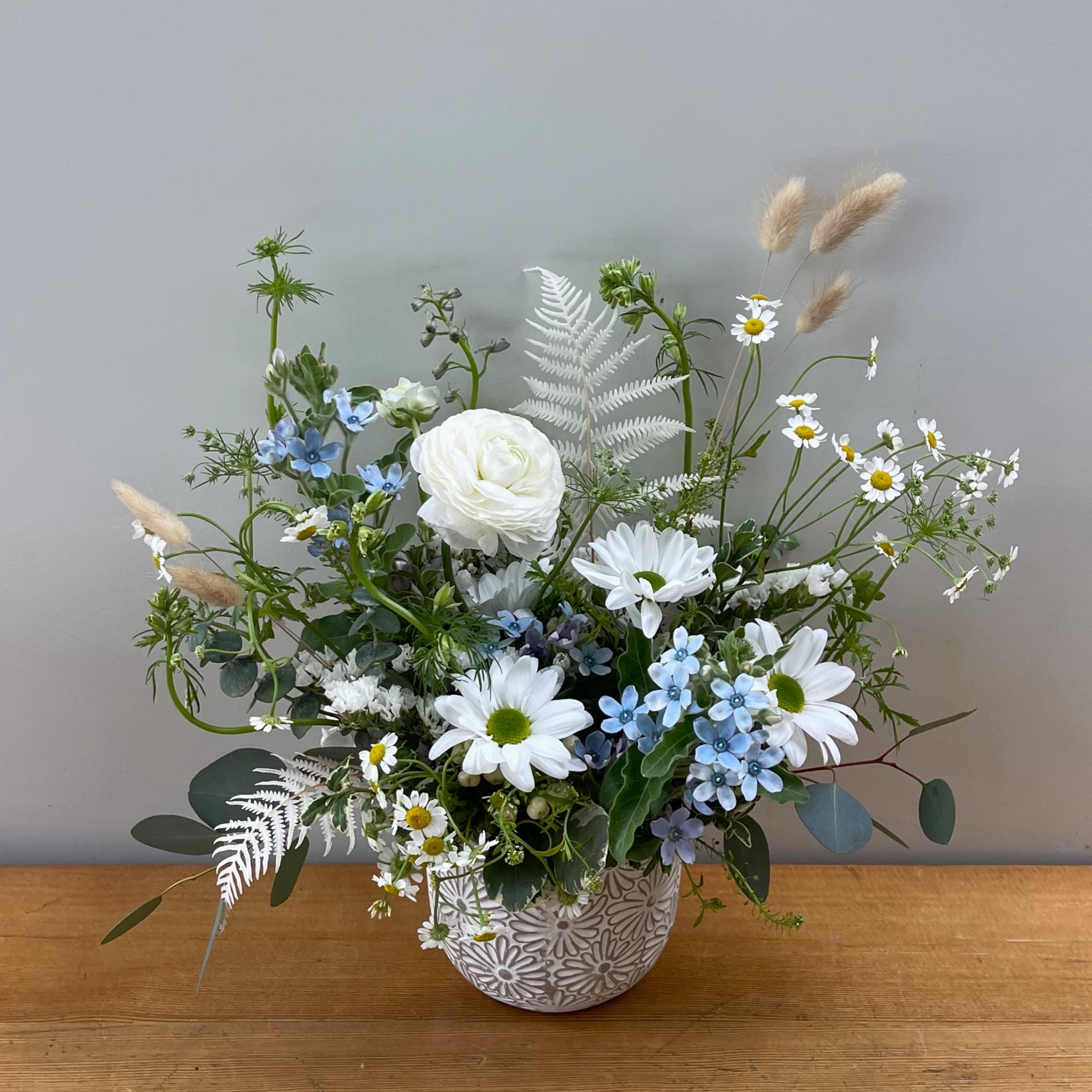 Florist V8N 2A8 | V8N 2A8 Flower Delivery by Poppies Floral Art