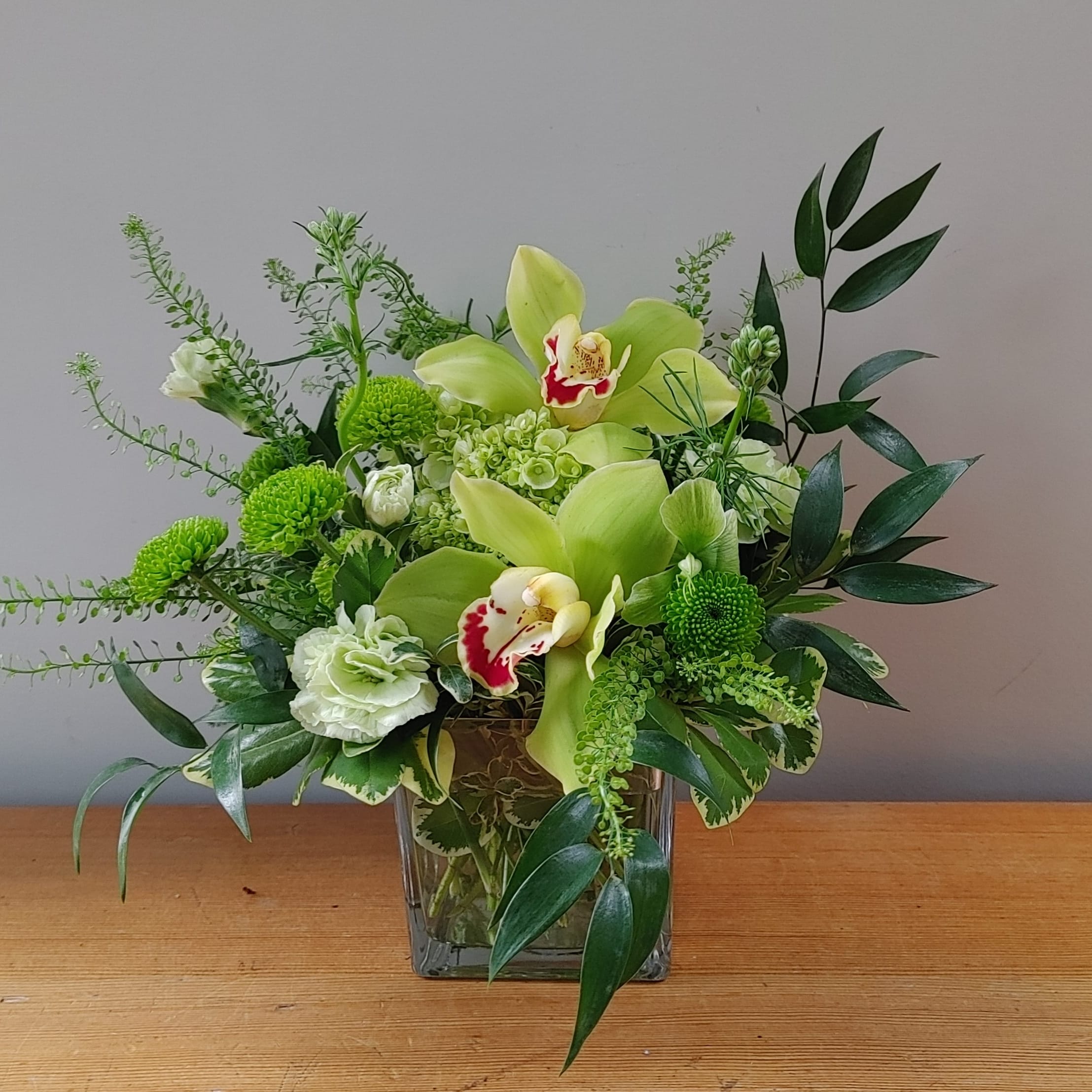 Florist V8V 1A1 | V8V 1A1 Flower Delivery by Poppies Floral Art