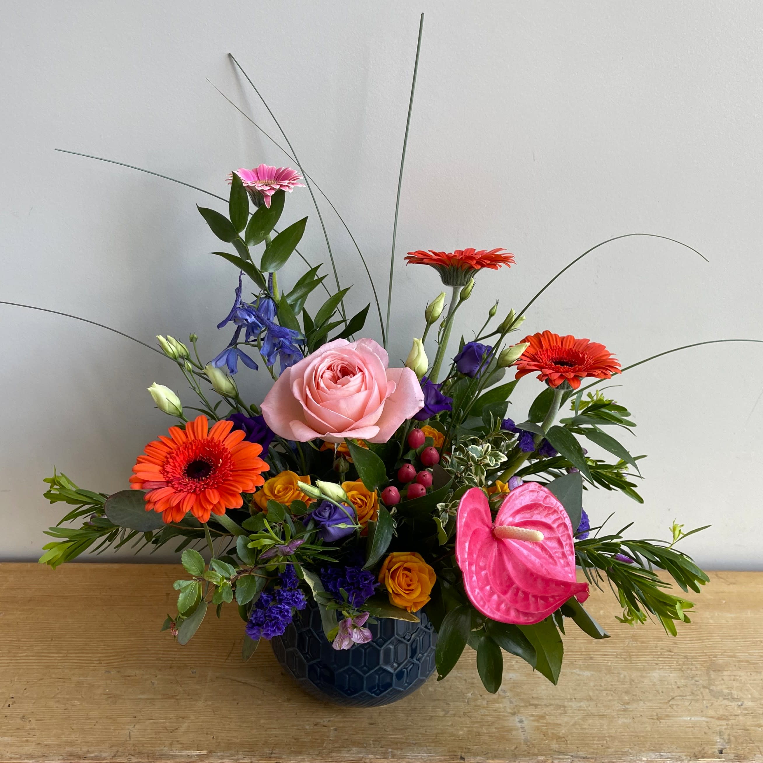 Florist V8Z 7Z6 | V8Z 7Z6 Flower Delivery by Poppies Floral Art