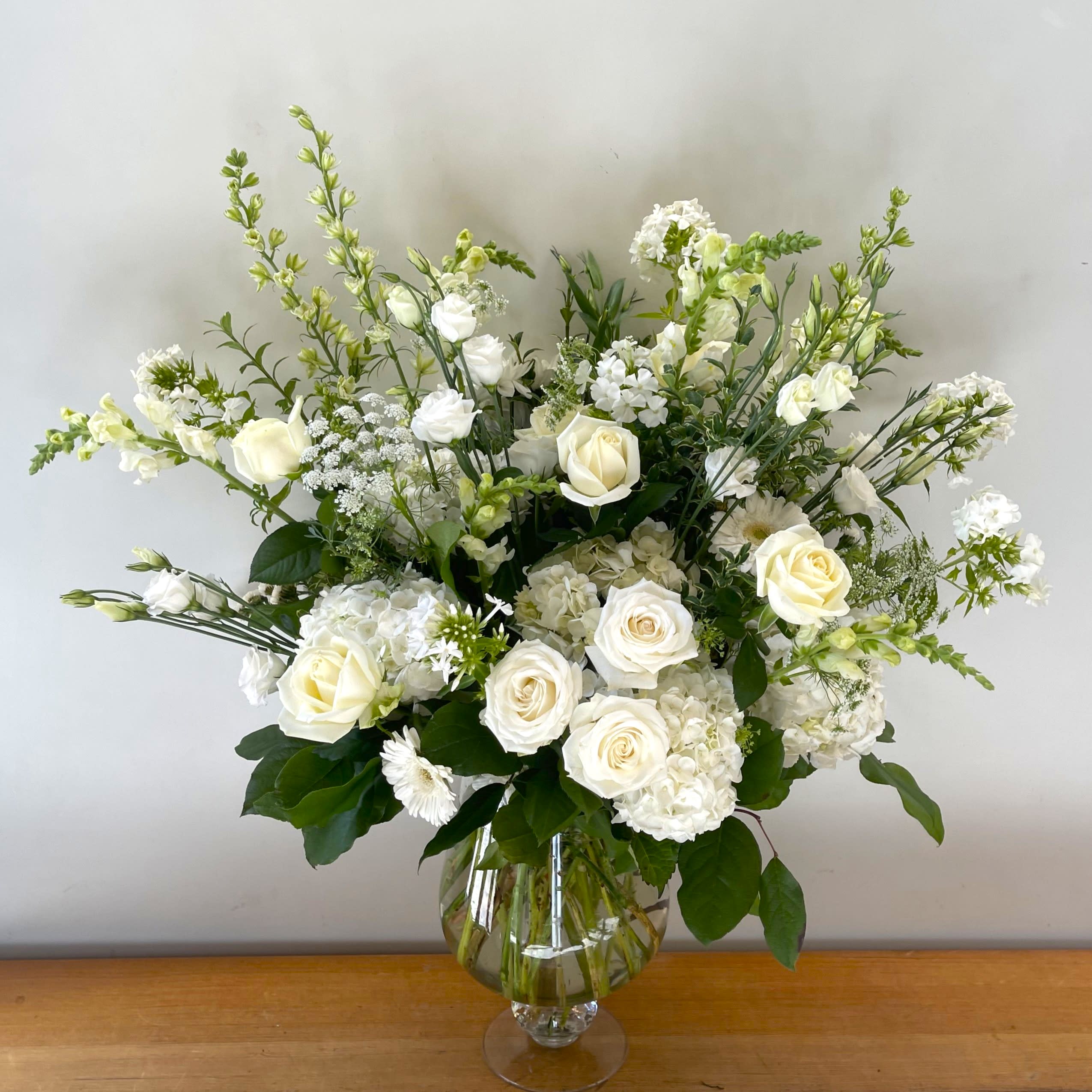 Florist V8Y 2Z8 | V8Y 2Z8 Flower Delivery by Poppies Floral Art