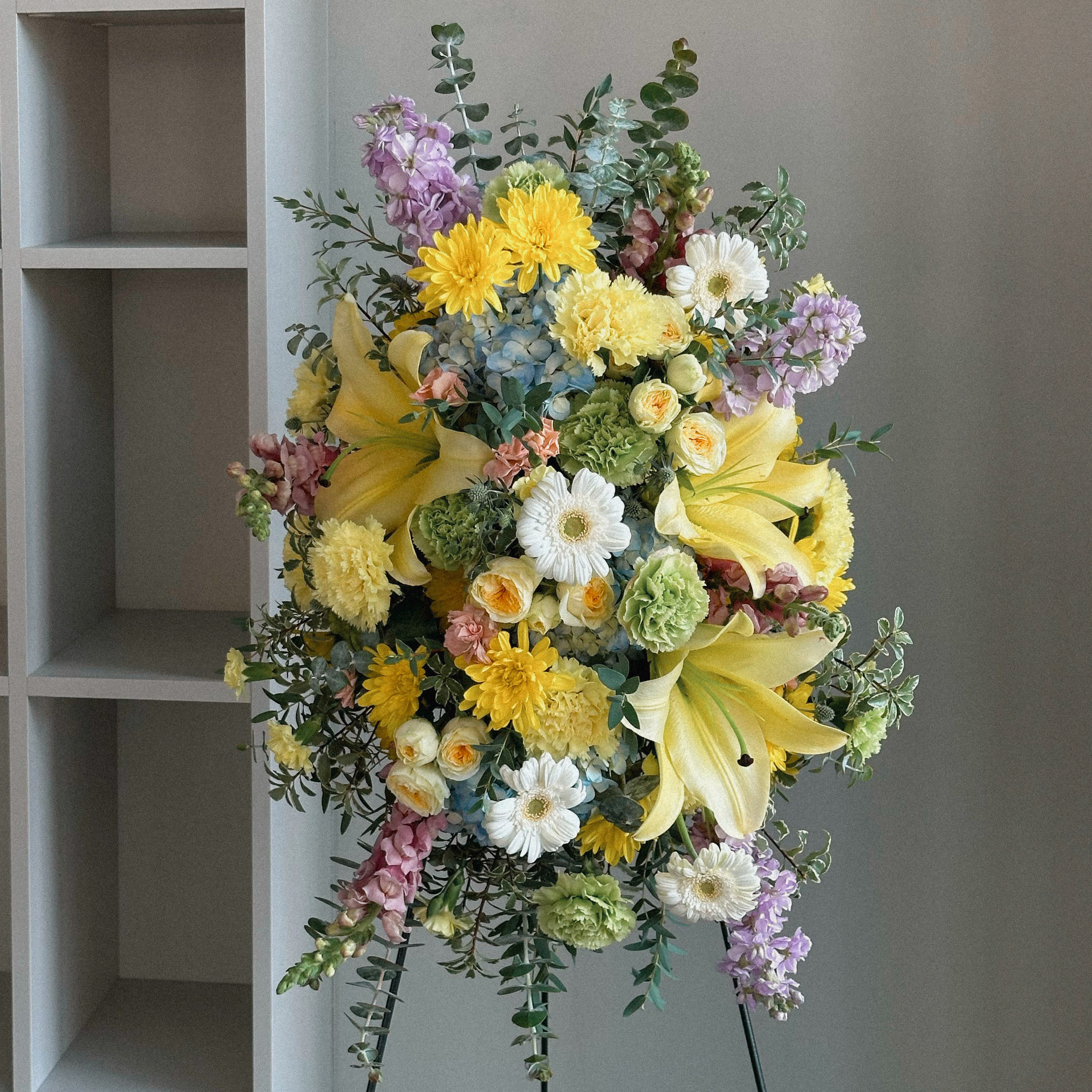 Flower Delivery to Funeraria La Paz Funeral Home, San Diego, California |  Bloom Avenue Florist