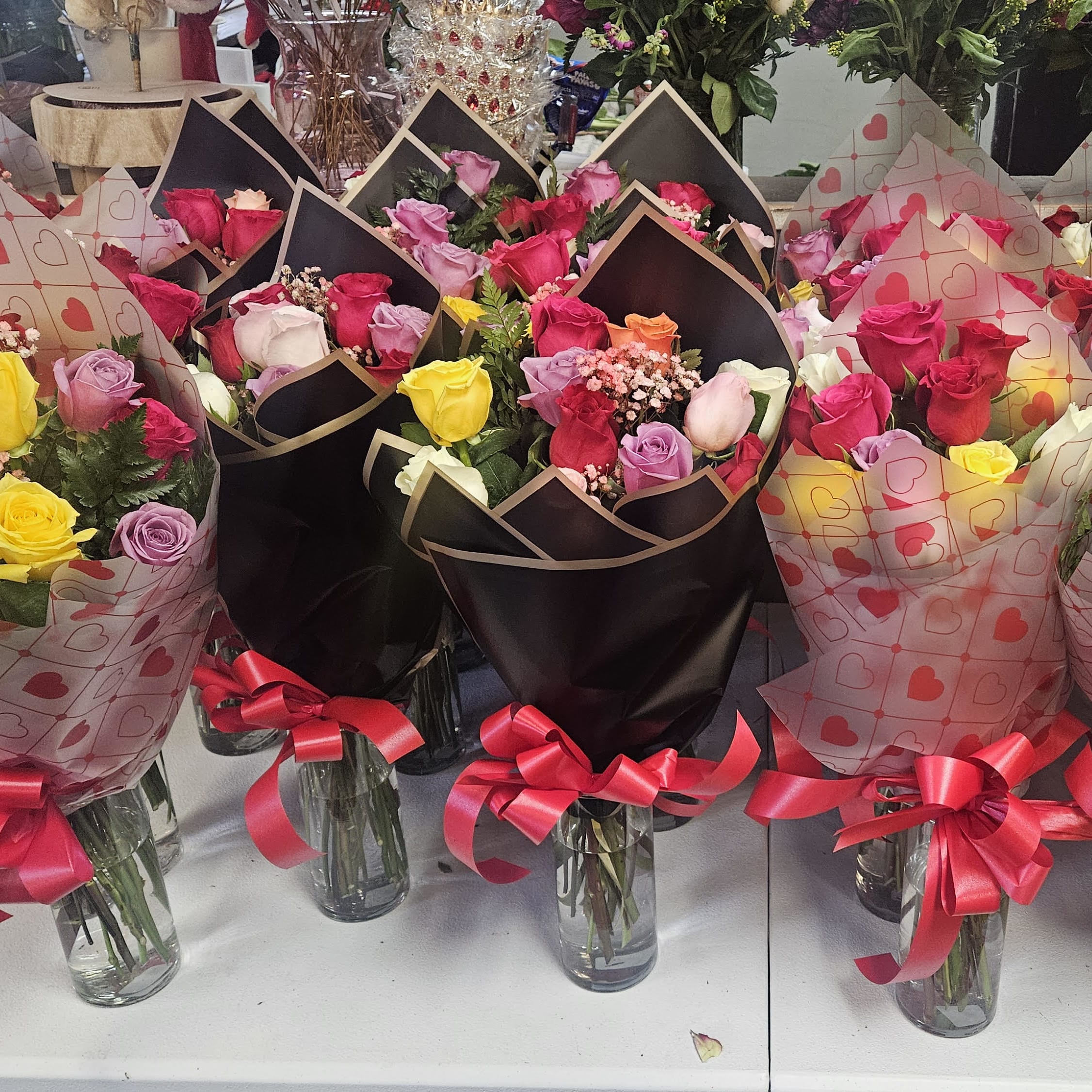 The Quick Assorted Dozen Rose Bouquet+VASE/ Florist at Adolfos creation
