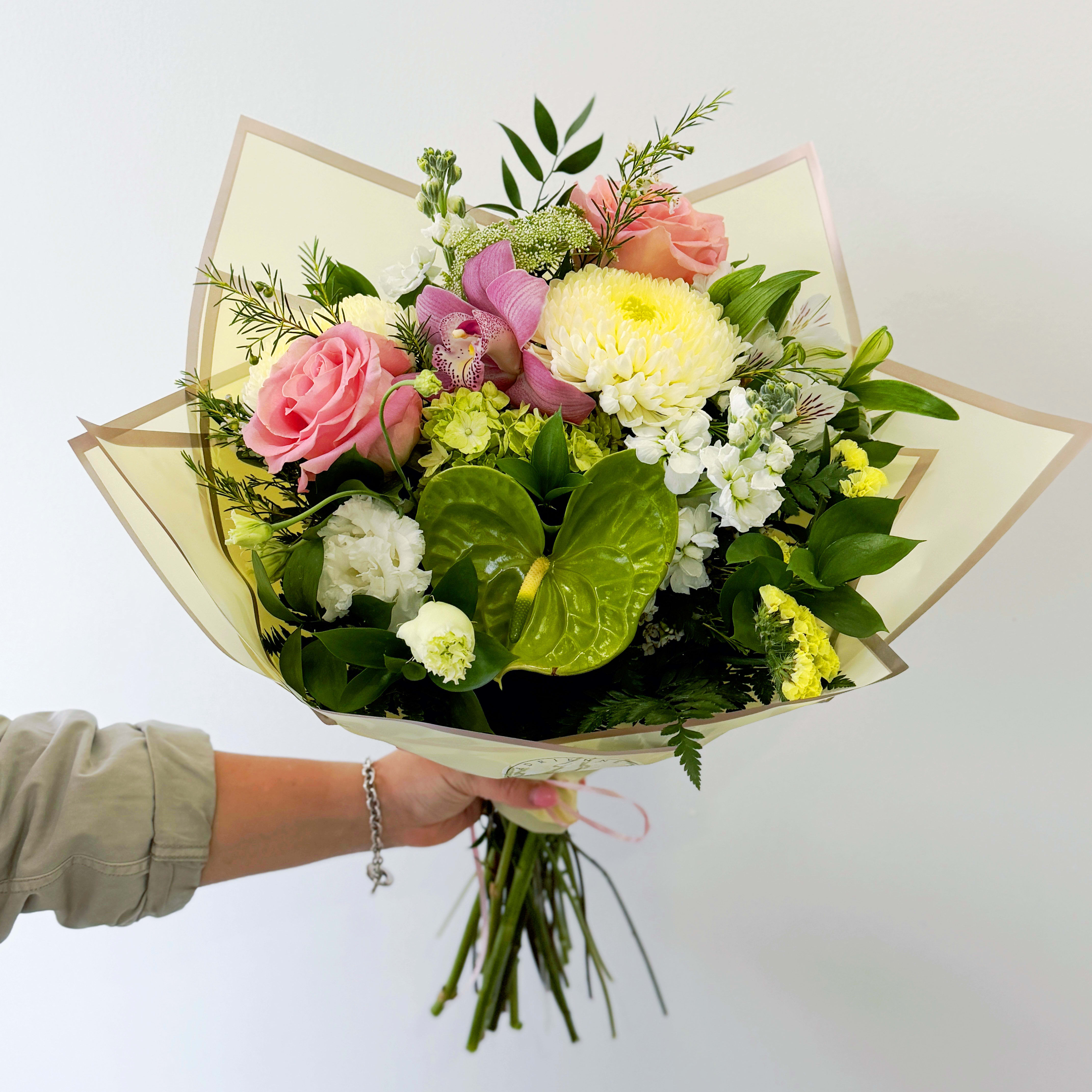 Florist L1X 1P9 | L1X 1P9 Flower Delivery by Adrienne's Flower and