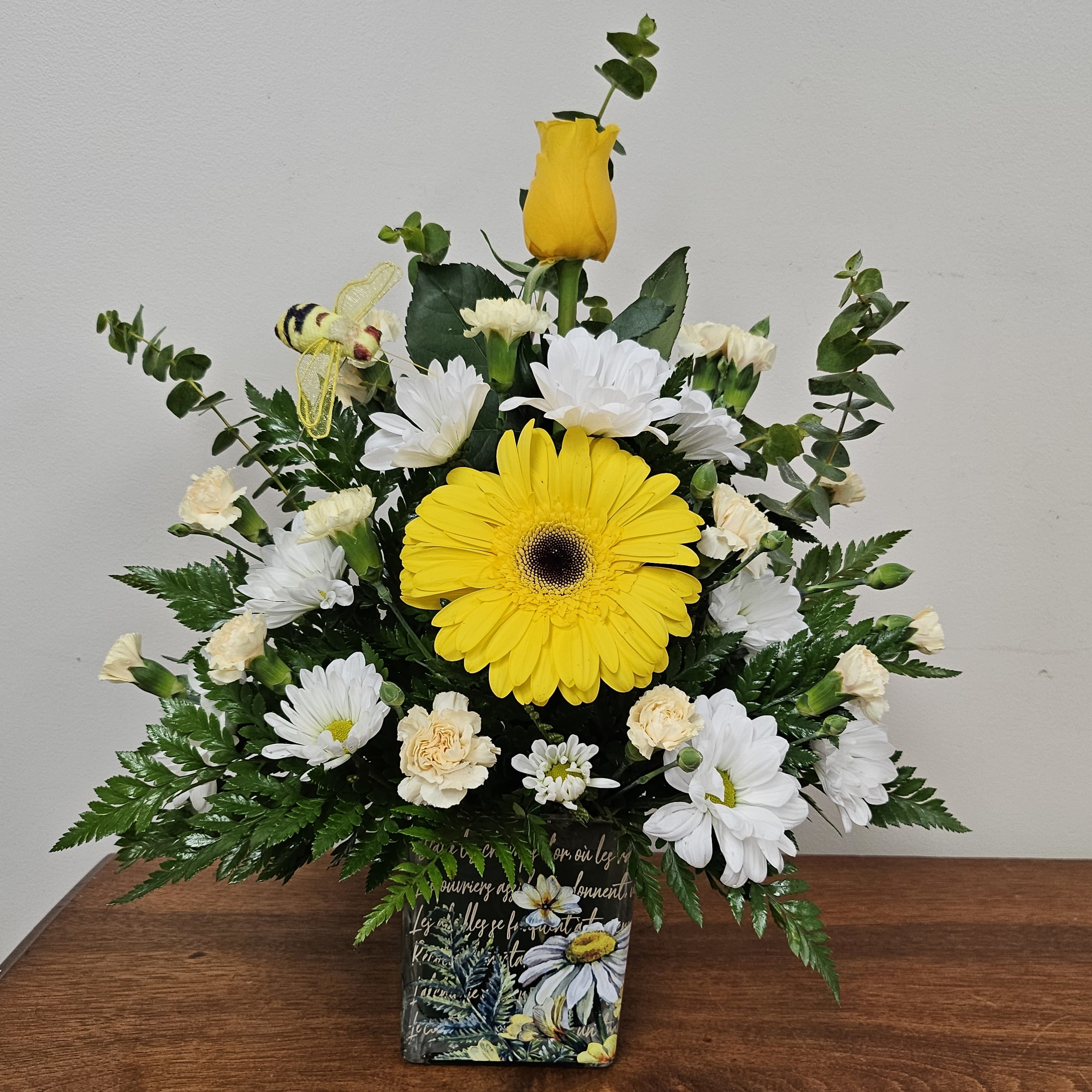 Florist 25106 | 25106 Flower Delivery by Basket Delights Florist