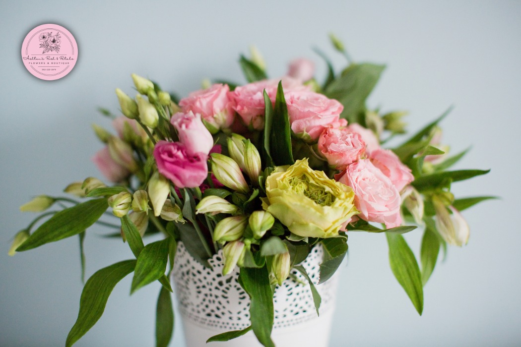Lisianthus & Alstroemeria