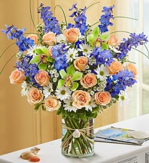 Summer Dunes Deluxe - Peach Roses with White Daisies Flower Bouquet