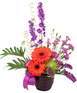 BEWITCHING BLOSSOMS
FLORAL ARRANGEMENT Flower Bouquet