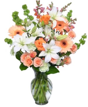 PEACHES & CREAM
FLOWER ARRANGEMENT Flower Bouquet