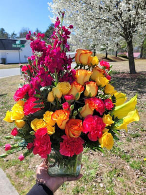 Happy Day Flower Mix Flower Bouquet