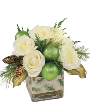 WINTERGREEN ROSES Flower Bouquet