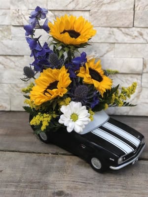 Chevy & Sunflowers Flower Bouquet