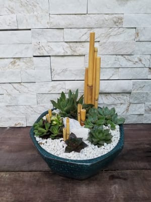 Succulent Planter Flower Bouquet