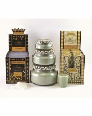 Tyler Candle - ENGLISH IVYÂ® Flower Bouquet