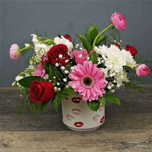 Hot Lips by Rathbone's Flair Flowers Flower Bouquet