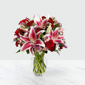 High Style Bouquet- Vase Included Flower Bouquet