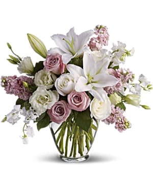 Isn''t It Romantic Flower Bouquet