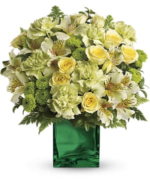 Teleflora's Emerald Elegance Bouquet Flower Bouquet