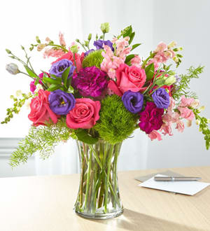 The FTD Charm & Comfort Bouquet Flower Bouquet