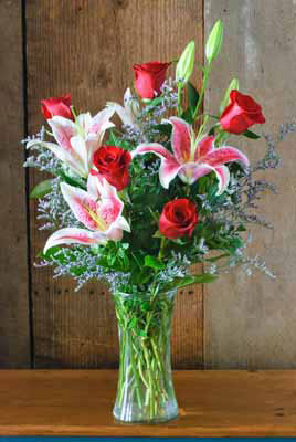 Roses and Stargazers Flower Bouquet