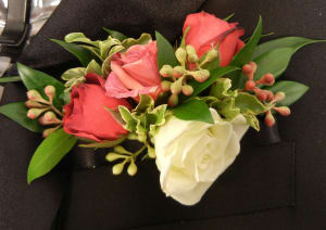 Spray Roses Pocket Square Flower Bouquet