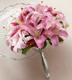 The FTD® Sparkle Pink™ Bouquet Flower Bouquet