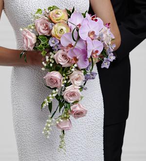 The FTD® True Love™ Bouquet Flower Bouquet