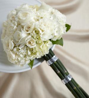 The FTD® Perfect Love™ Bouquet Flower Bouquet