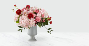 Swooning™ Bouquet Flower Bouquet