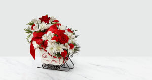 Holiday Traditions™ Bouquet Flower Bouquet