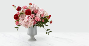 Swooning™ Bouquet Flower Bouquet