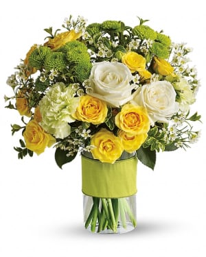 Your Sweet Smile by Teleflora Flower Arrangement Your Sweet Smile by Teleflora Flower Bouquet