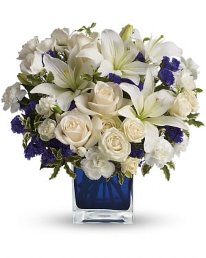 Teleflora's Sapphire Skies Bouquet Flower Bouquet