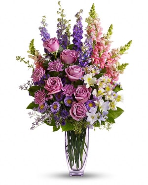 Steal The Show by Teleflora with Roses Flower Bouquet