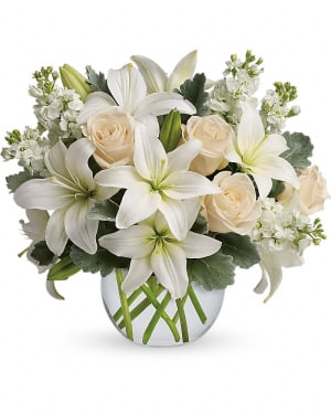 Isle of White Flower Arrangement Isle of White Flower Bouquet