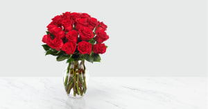 Red 1 Dozen Roses Flower Bouquet