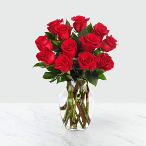 12 Red Roses with Glass Vase Flower Bouquet