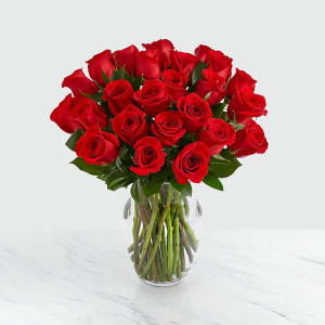 12 Red Roses with Glass Vase Flower Bouquet