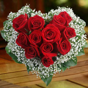 HEART ROSE BOUQUE Flower Bouquet