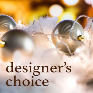 Holiday Designer's Choice Flower Arrangement Holiday Designer's Choice Flower Bouquet