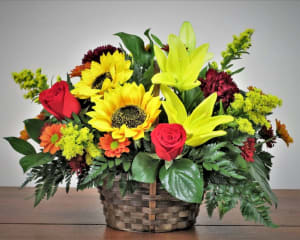 Autumn Delight-Deluxe Shown Flower Arrangement Autumn Delight-Deluxe Shown Flower Bouquet