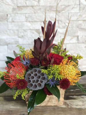 Woodland Centerpiece Flower Bouquet