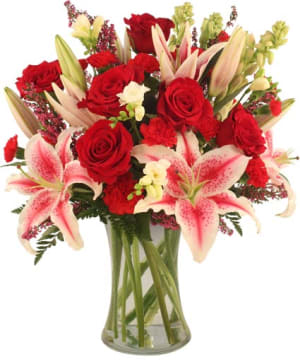 Glamorous Stargazer and Rose Arrangement Flower Bouquet